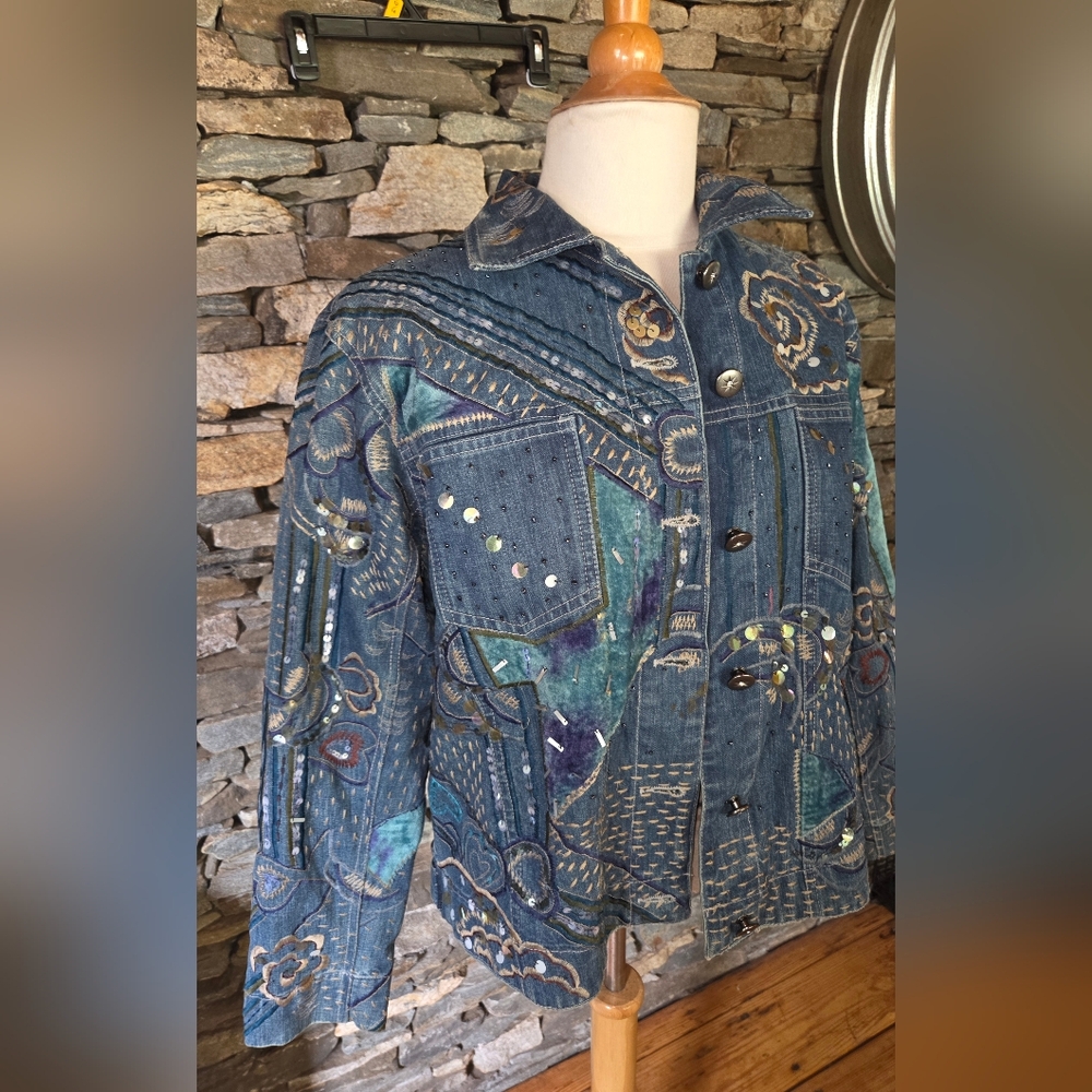 Chicos Design Beautidul Embroidered Denim Jacket - Picture 7 of 7